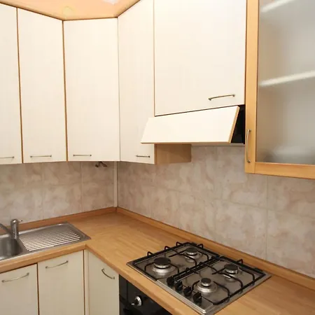 Flat Near